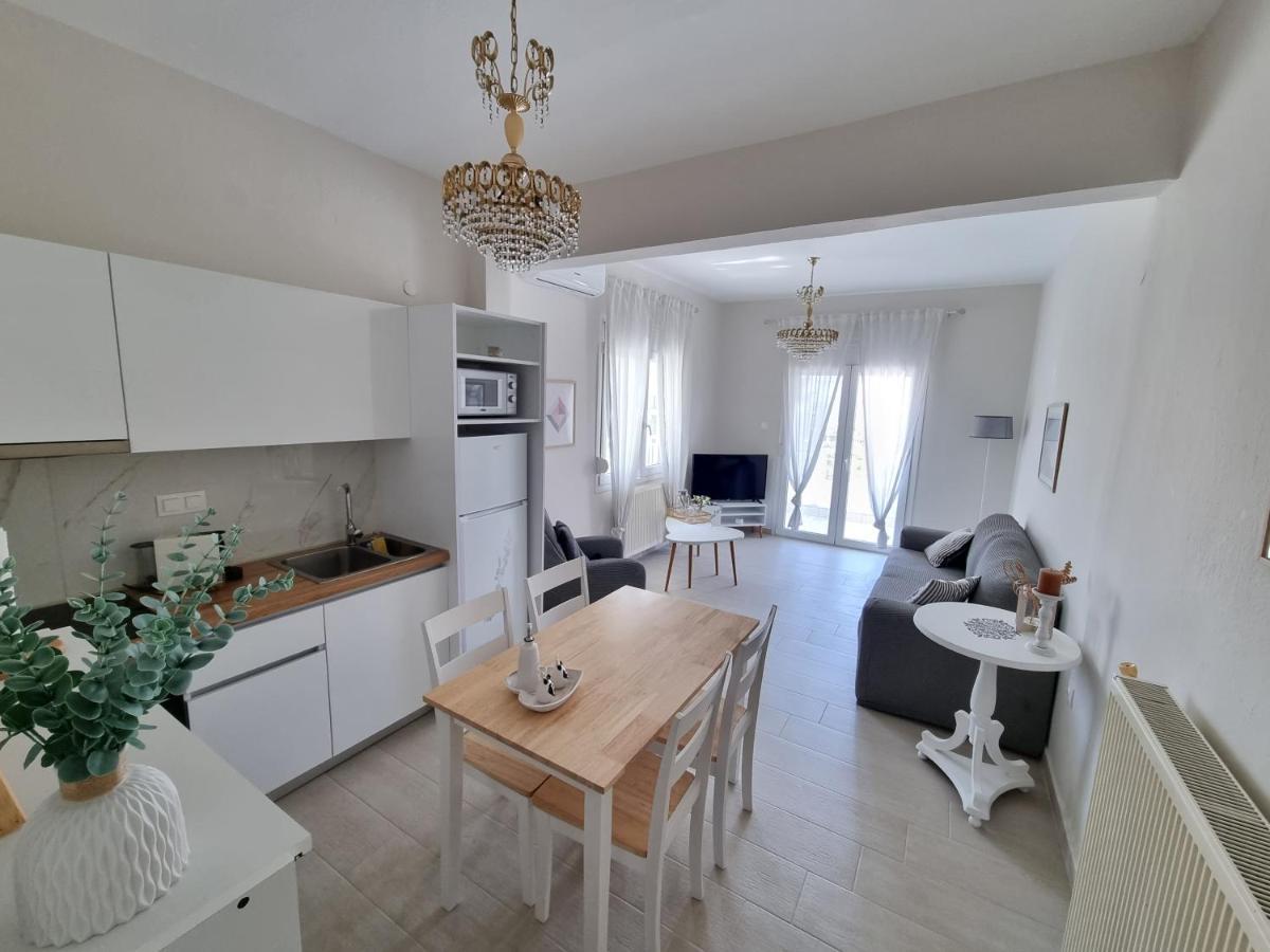 Our Home-Fully Renovated Apartments And Studios By The Sea Nikiti  Extérieur photo