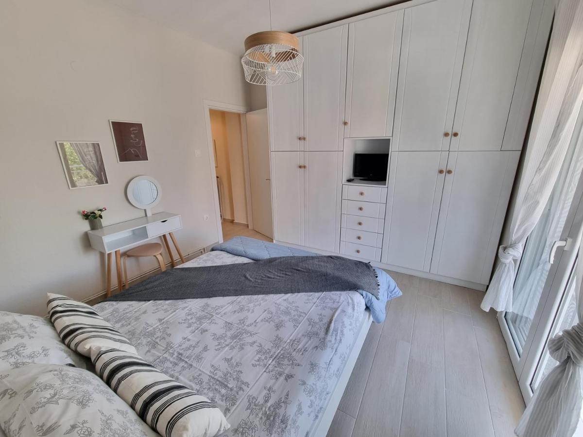 Our Home-Fully Renovated Apartments And Studios By The Sea Nikiti  Extérieur photo