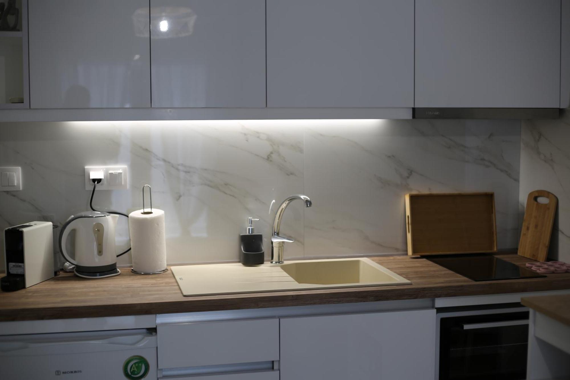 Our Home-Fully Renovated Apartments And Studios By The Sea Nikiti  Extérieur photo