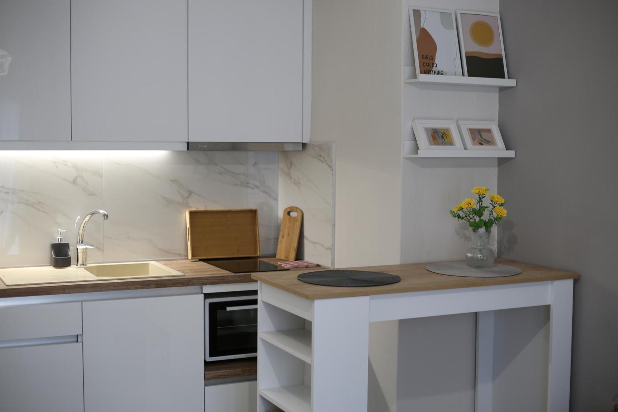 Our Home-Fully Renovated Apartments And Studios By The Sea Nikiti  Extérieur photo